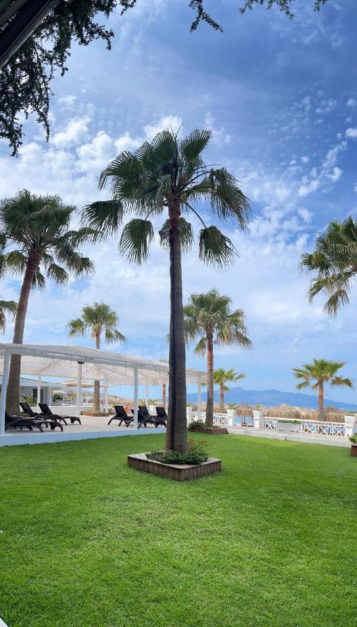 Residence Saranda International Exterior photo