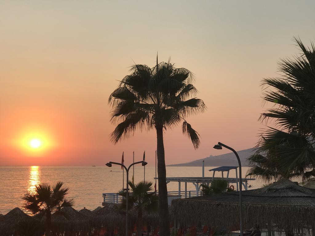 Residence Saranda International Room photo